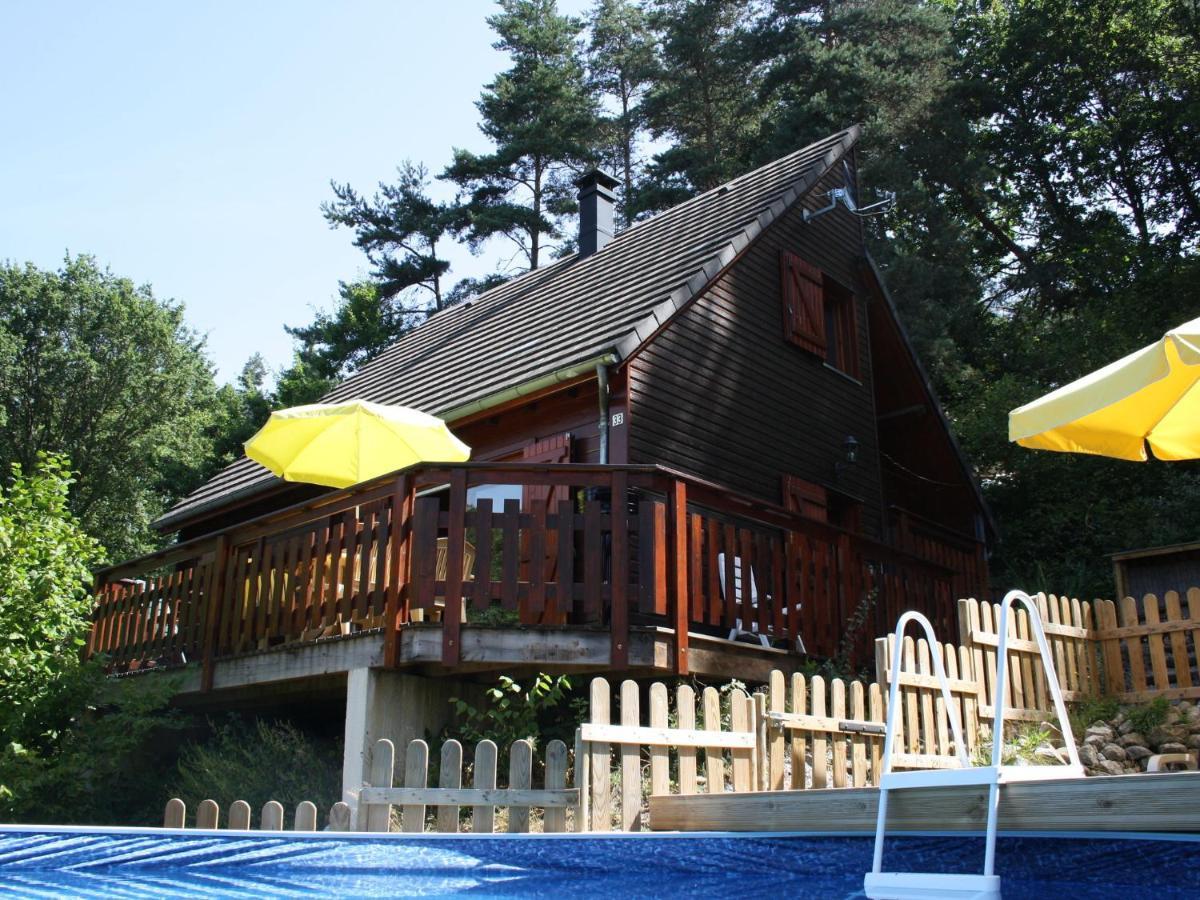 Pretty Chalet In Beaulieu With Private Pool Extérieur photo