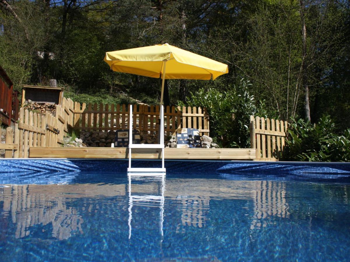 Pretty Chalet In Beaulieu With Private Pool Extérieur photo