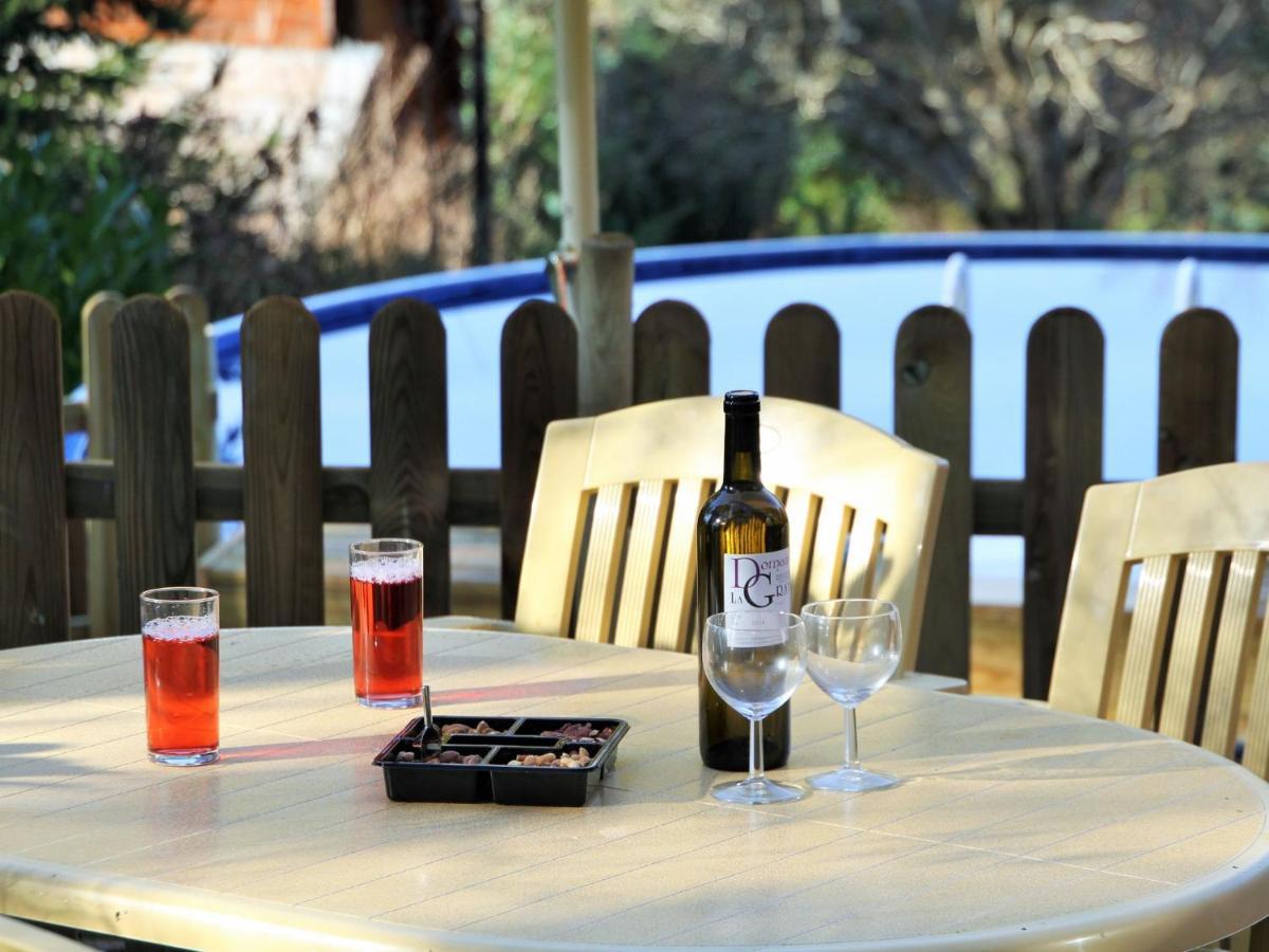 Pretty Chalet In Beaulieu With Private Pool Extérieur photo